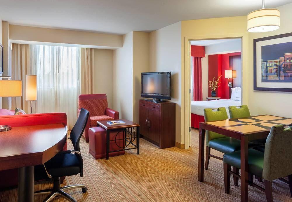 Residence Inn By Marriott Miami Airport Экстерьер фото