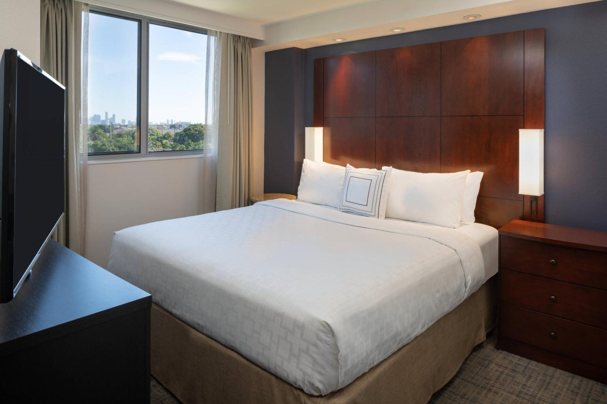 Residence Inn By Marriott Miami Airport Экстерьер фото