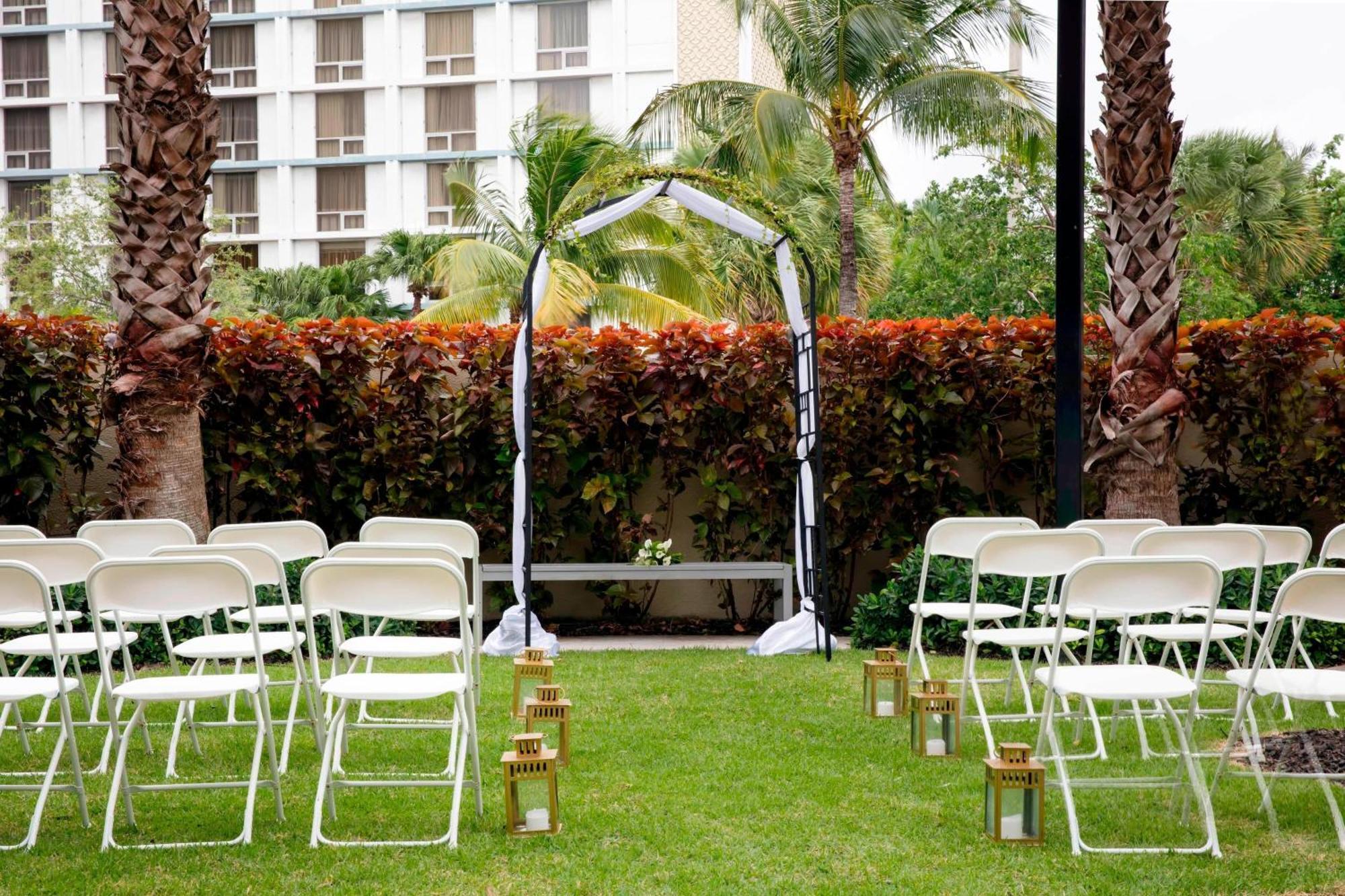 Residence Inn By Marriott Miami Airport Экстерьер фото