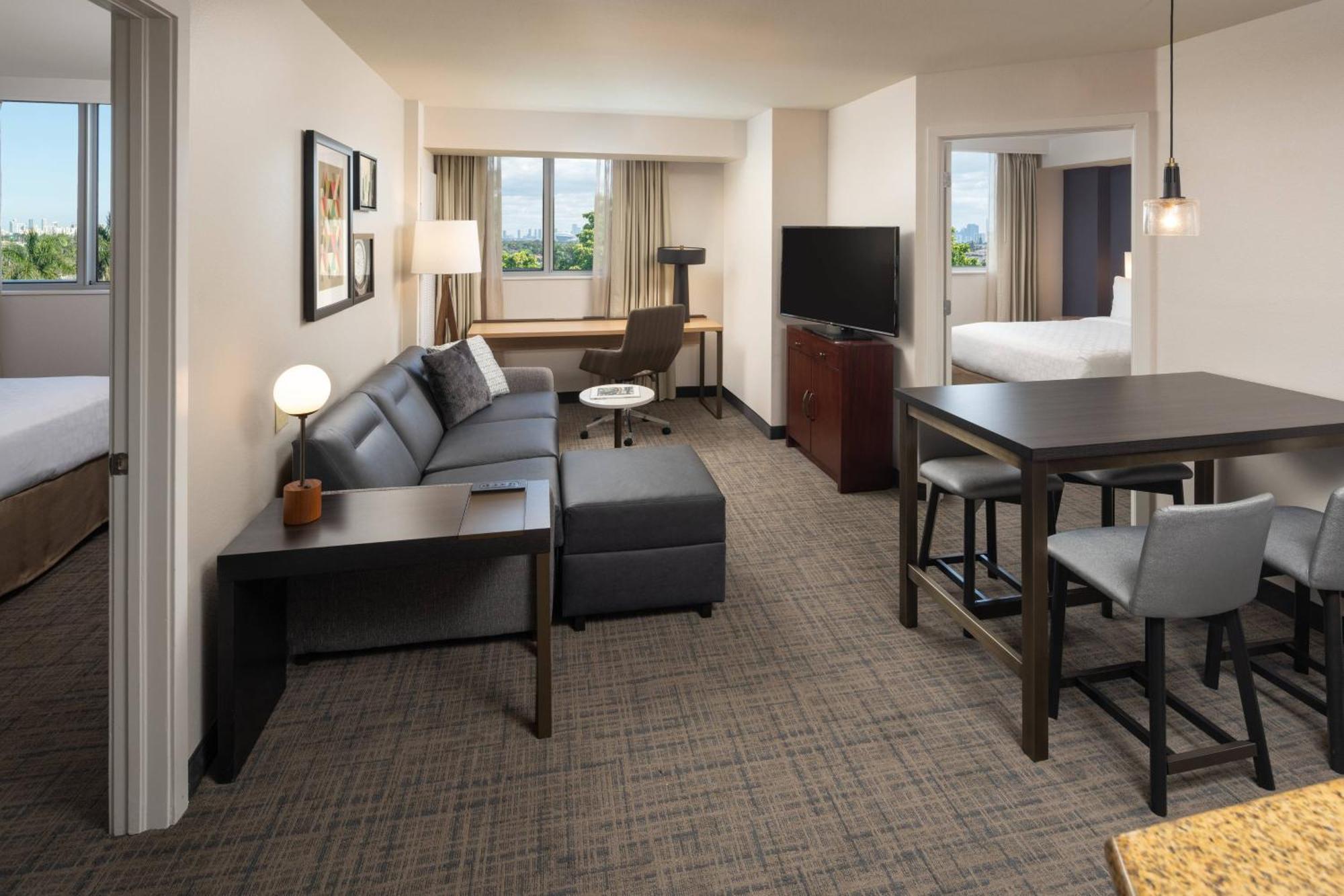 Residence Inn By Marriott Miami Airport Экстерьер фото